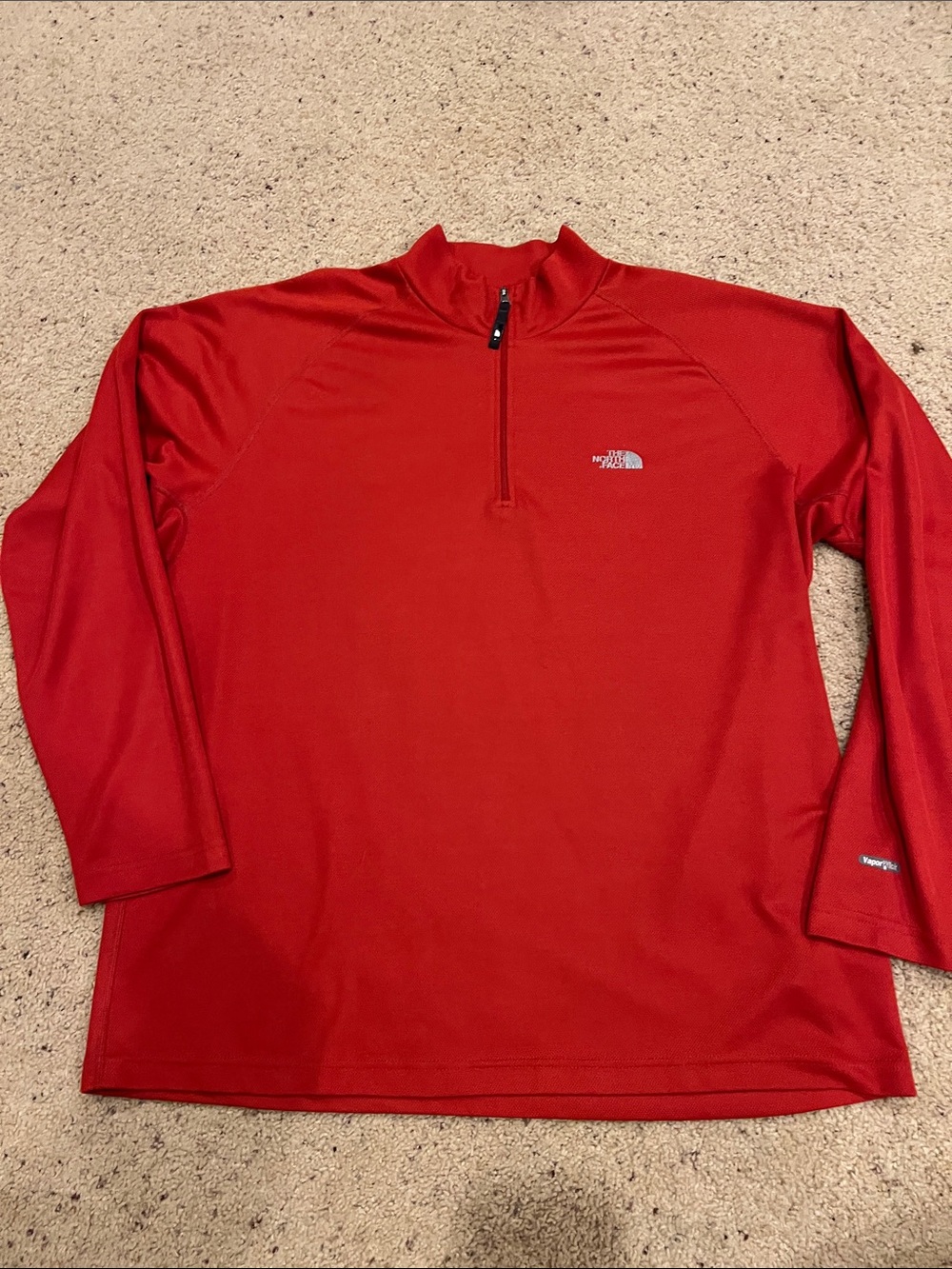 The North Face Men's Red Half-Zip Lightweight Pullover